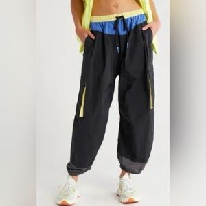 Free People Movement spring forward cargo balloon nylon pants black blue size XS